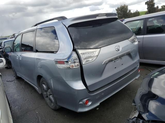 2012 Toyota Sienna Sport