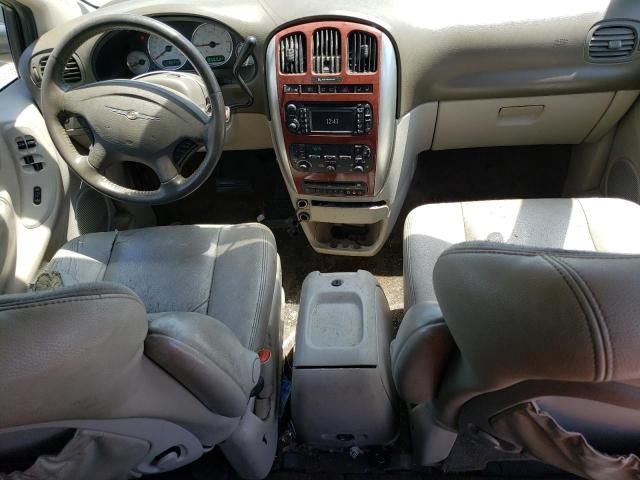 2005 Chrysler Town & Country Limited