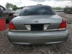 2004 Ford Crown Victoria