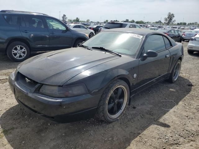 2004 Ford Mustang