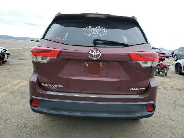 2019 Toyota Highlander SE