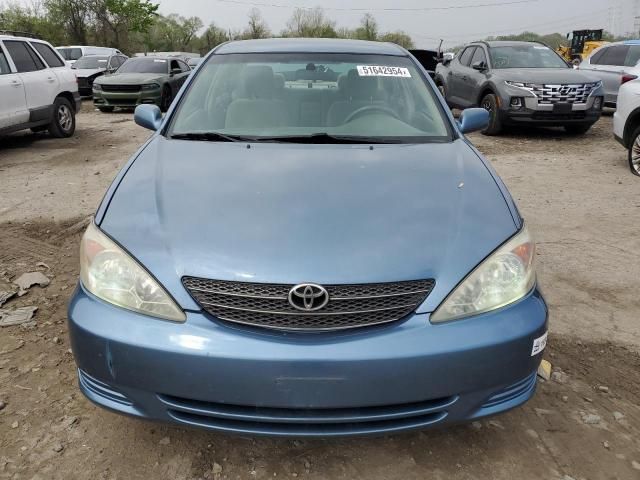 2004 Toyota Camry LE