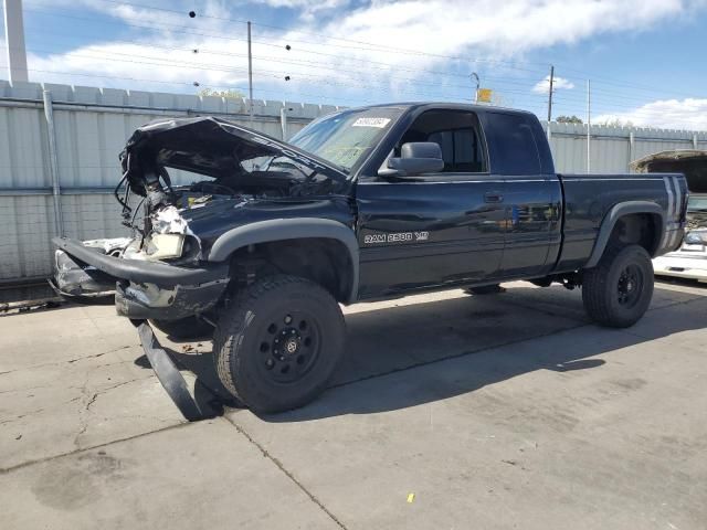 1999 Dodge RAM 2500