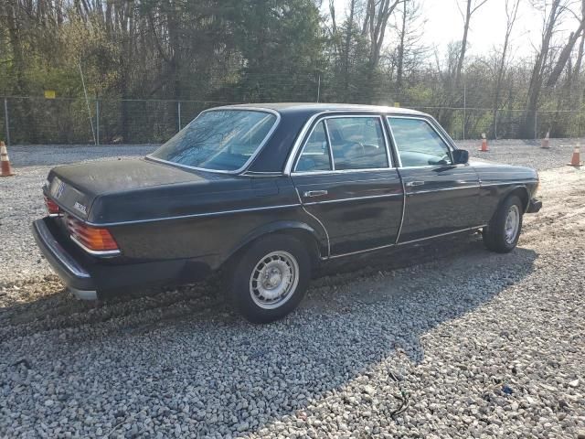 1980 Mercedes-Benz 300 D