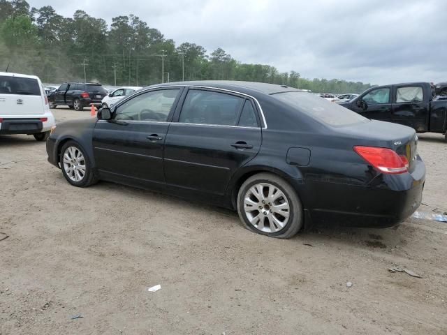 2010 Toyota Avalon XL