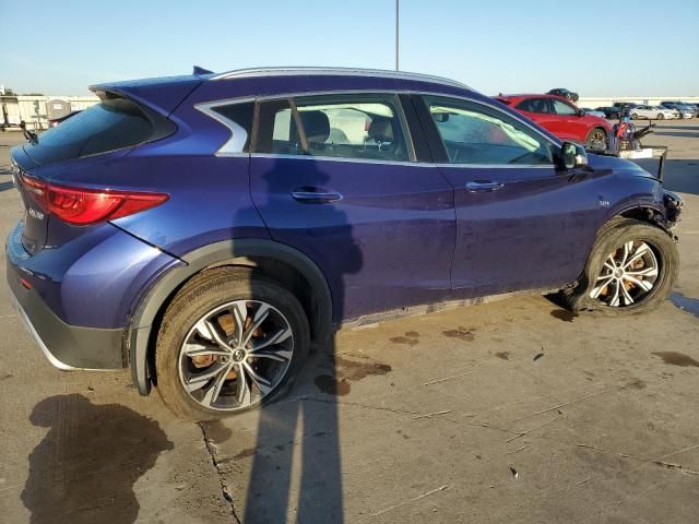 2017 Infiniti QX30 Base