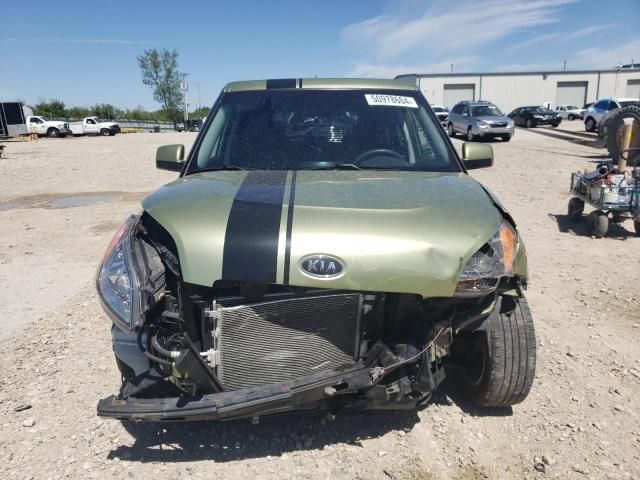 2010 KIA Soul +