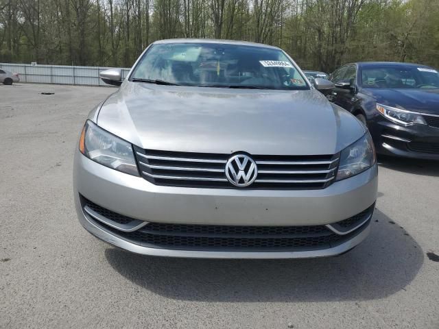 2012 Volkswagen Passat SE