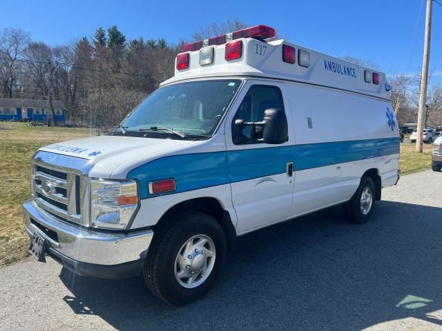 2010 Ford Econoline E350 Super Duty Van