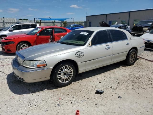 2007 Lincoln Town Car Signature