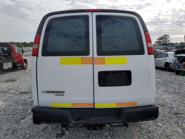 2015 Chevrolet Express G2500