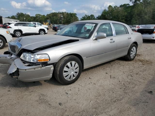 2010 Lincoln Town Car Signature Limited