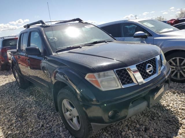 2005 Nissan Frontier Crew Cab LE