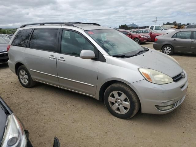 2004 Toyota Sienna XLE