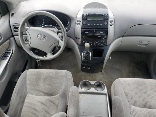 2007 Toyota Sienna CE