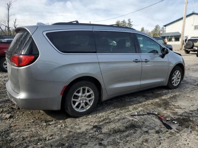 2020 Chrysler Voyager LXI