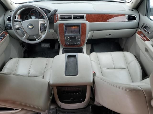 2013 Chevrolet Suburban C1500 LT