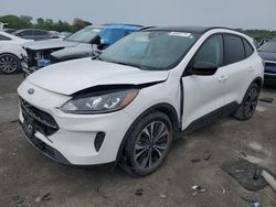 Salvage cars for sale from Copart Cahokia Heights, IL: 2022 Ford Escape SE