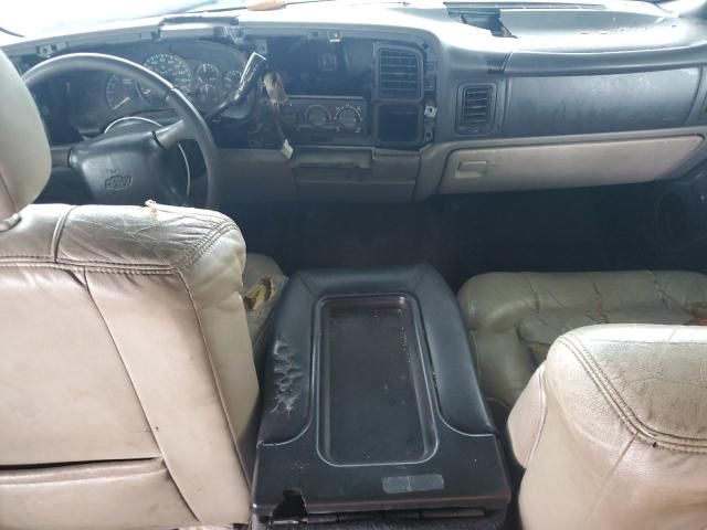 2002 Chevrolet Tahoe C1500