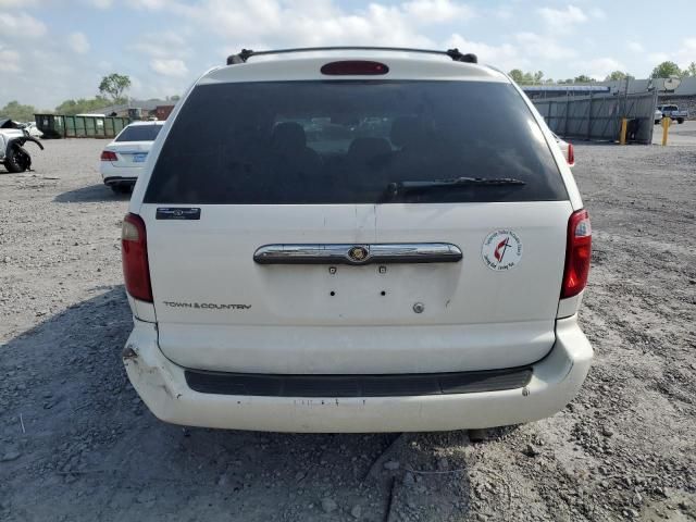 2005 Chrysler Town & Country