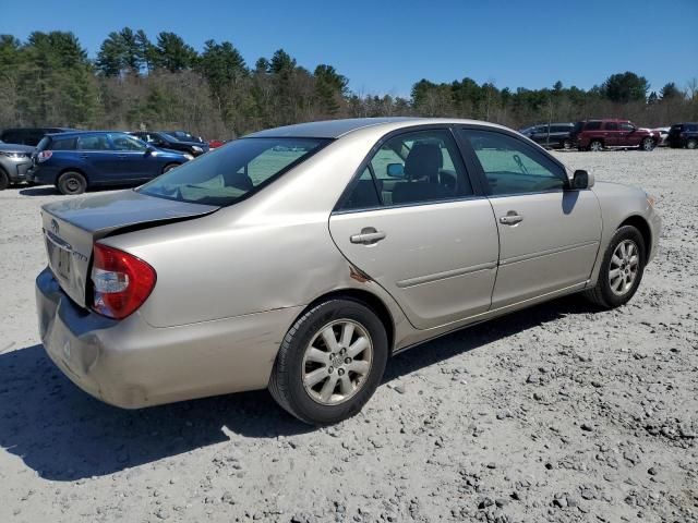 2004 Toyota Camry LE