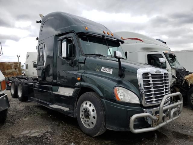 2015 Freightliner Cascadia 125