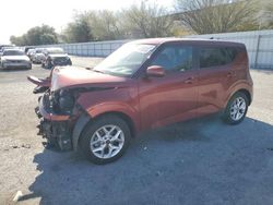 KIA Soul LX Vehiculos salvage en venta: 2023 KIA Soul LX