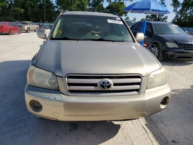 2004 Toyota Highlander Base