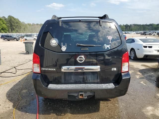 2005 Nissan Pathfinder LE