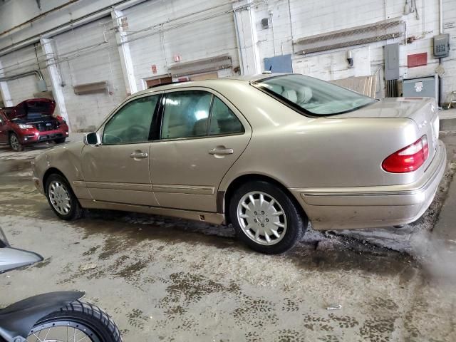 2000 Mercedes-Benz E 320 4matic