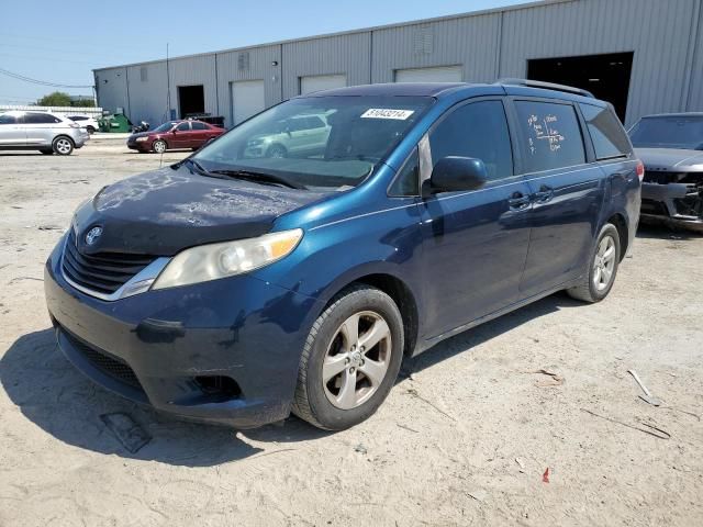 2011 Toyota Sienna Base