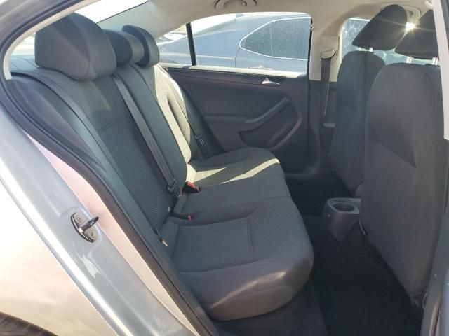 2011 Volkswagen Jetta Base