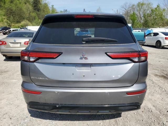 2022 Mitsubishi Outlander SE