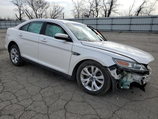 2010 Ford Taurus SEL