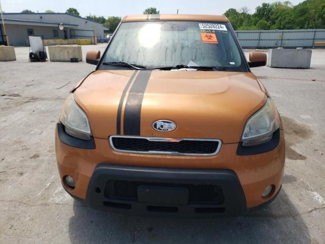 2010 KIA Soul +