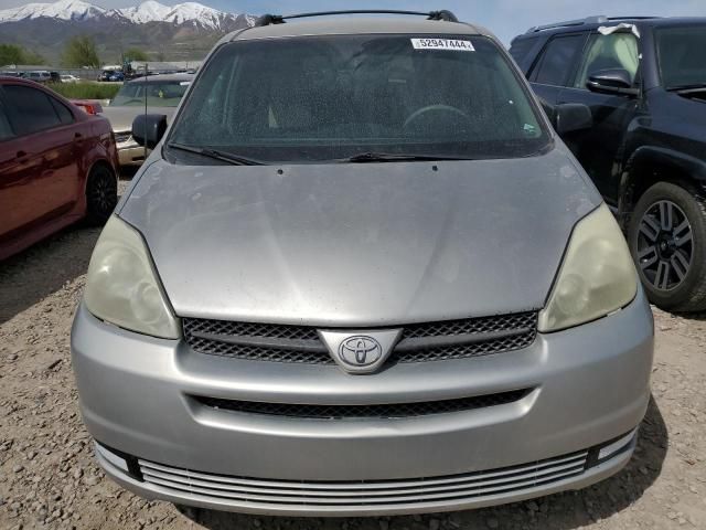 2005 Toyota Sienna CE