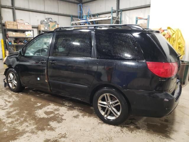 2009 Toyota Sienna CE