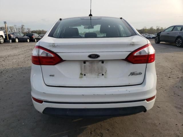 2016 Ford Fiesta SE