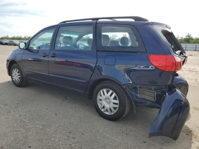 2007 Toyota Sienna CE