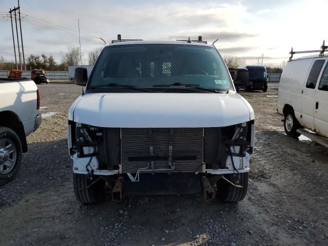 2020 Chevrolet Express G2500