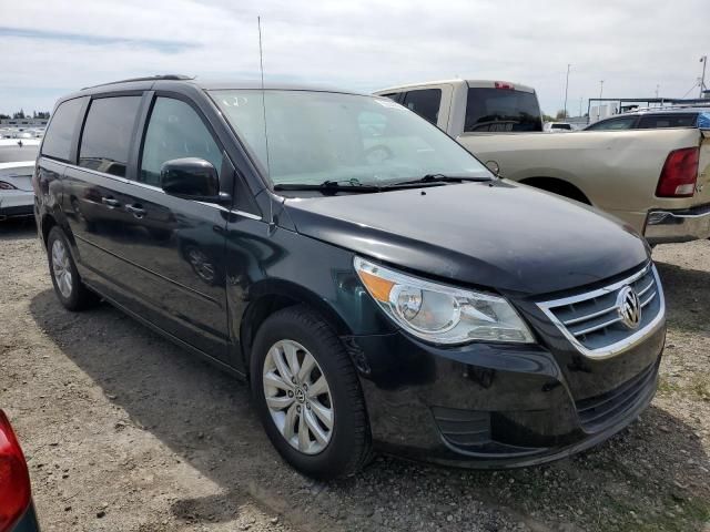 2013 Volkswagen Routan SE