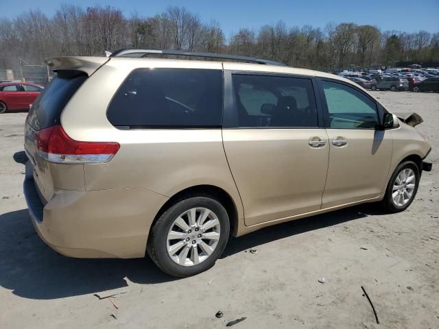 2011 Toyota Sienna XLE