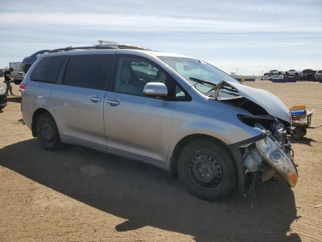 2013 Toyota Sienna XLE