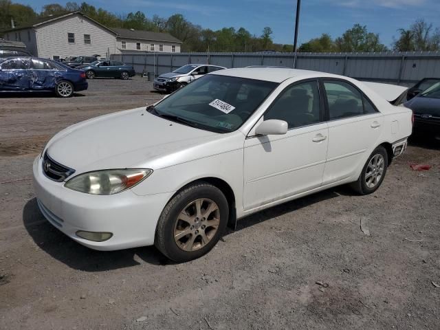 2004 Toyota Camry LE