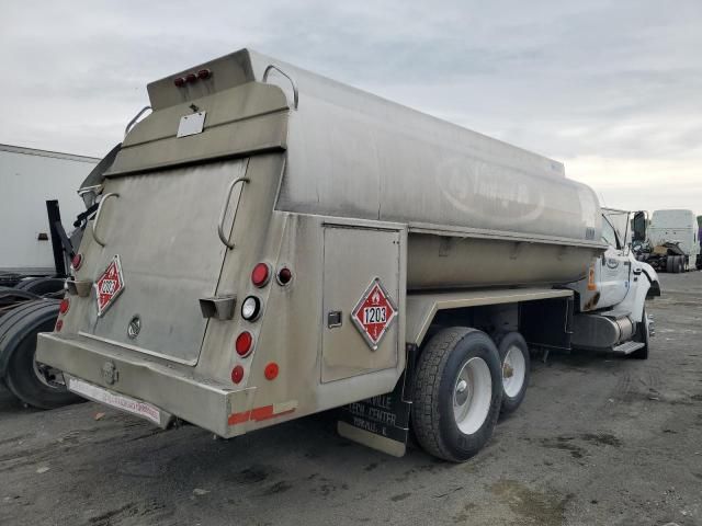 2005 Ford F750 Super Duty