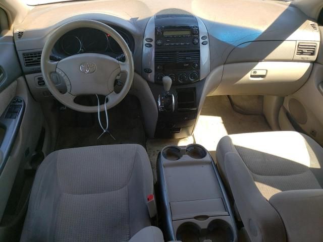 2007 Toyota Sienna CE