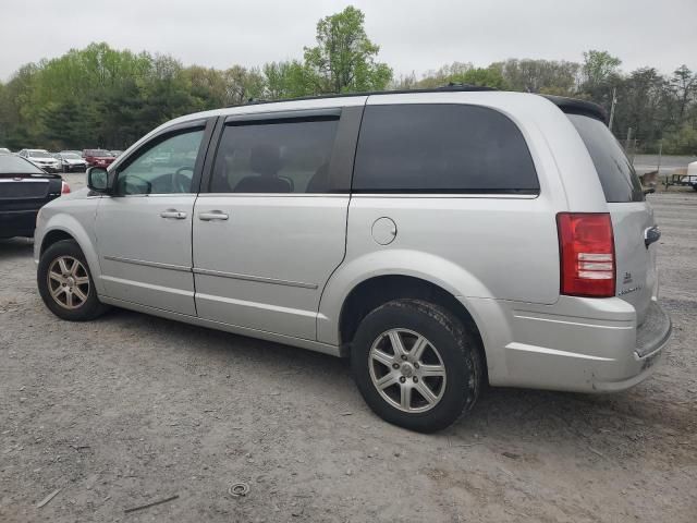 2010 Chrysler Town & Country Touring