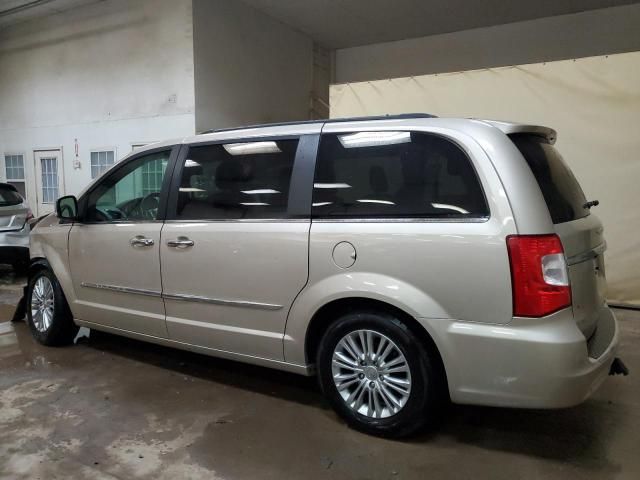 2016 Chrysler Town & Country Touring L