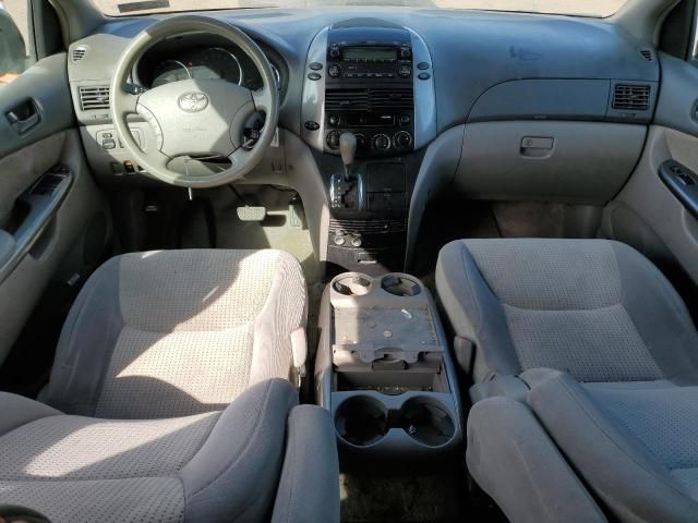 2006 Toyota Sienna CE