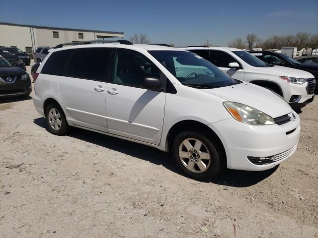 2004 Toyota Sienna CE